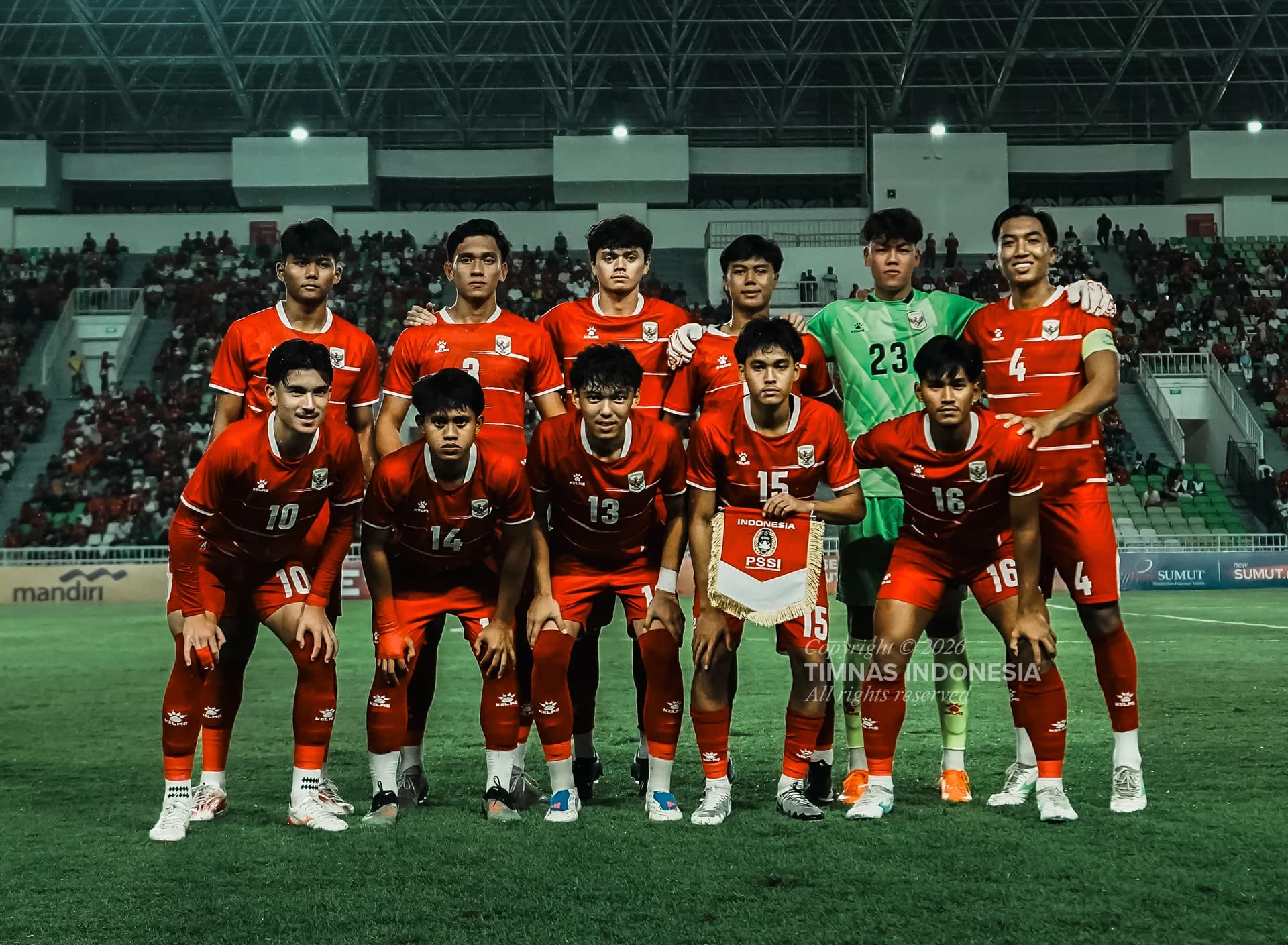 Skuad Timnas Indonesia saat berhadapan dengan Myanmar U-19 Skuad Timnas Indonesia saat berhadapan dengan Myanmar U-19