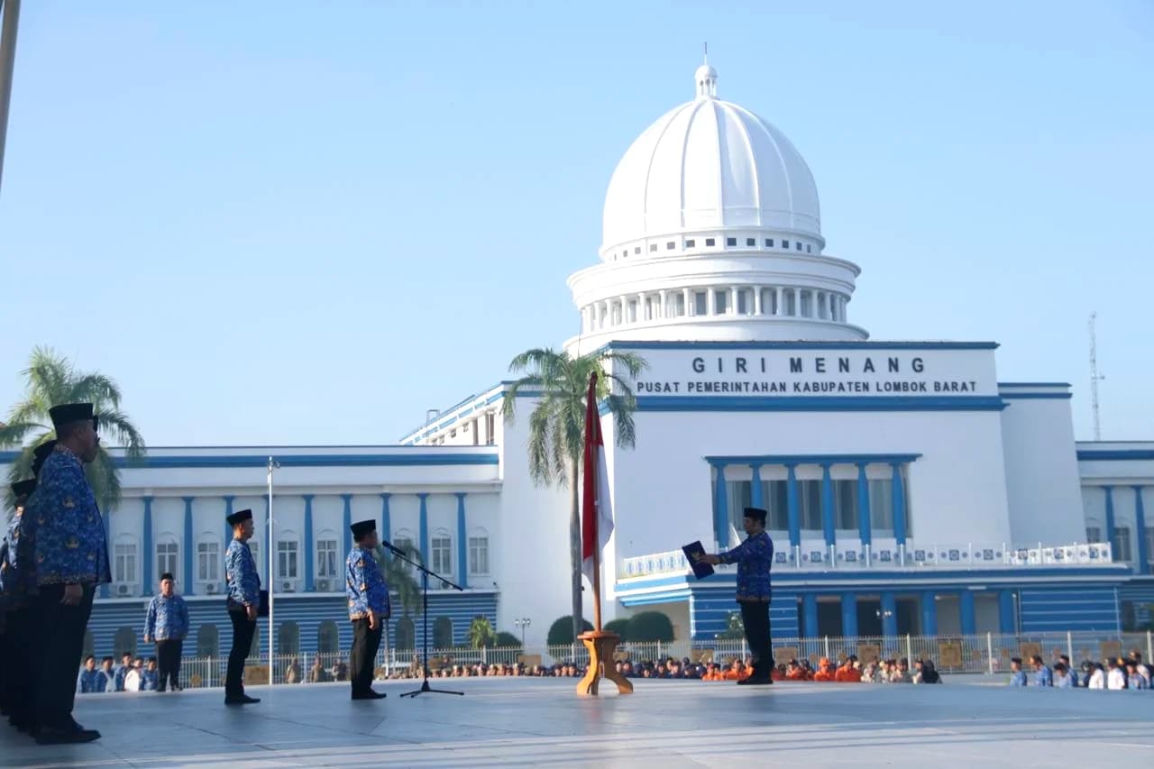 Gedung Giri Menang Pemkab Lombok Barat. Gedung Giri Menang Pemkab Lombok Barat.