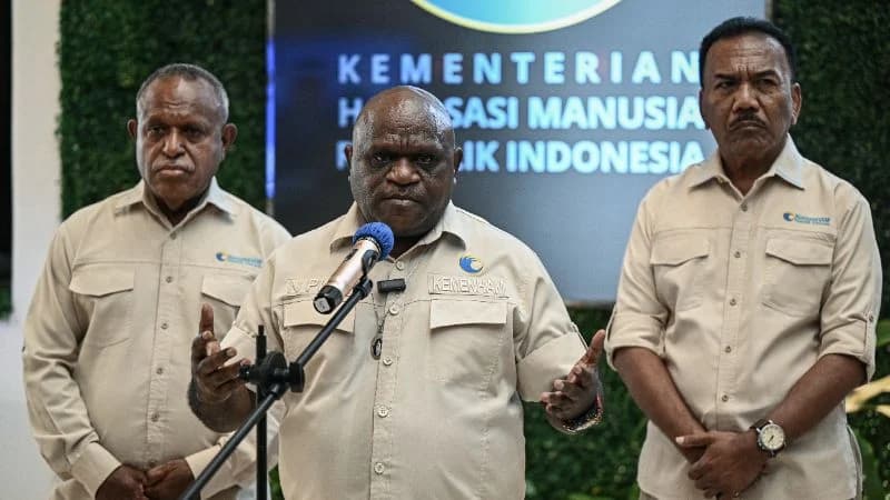 Menteri HAM Natalius Pigai. Menteri HAM Natalius Pigai.