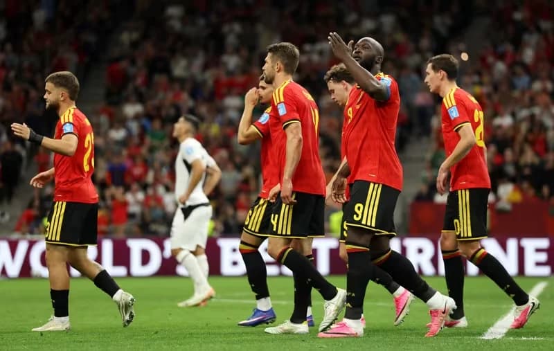 Belgia akan mendapat tantangan berat dari Senegal di babak 32 besar Piala Dunia 2026. Belgia akan mendapat tantangan berat dari Senegal di babak 32 besar Piala Dunia 2026.
