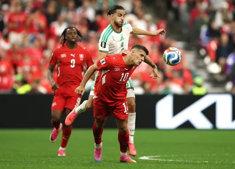 Pertandingan antara Swiss melawan Aljazair di babak 32 besar Piala Dunia 2026. Pertandingan antara Swiss melawan Aljazair di babak 32 besar Piala Dunia 2026.