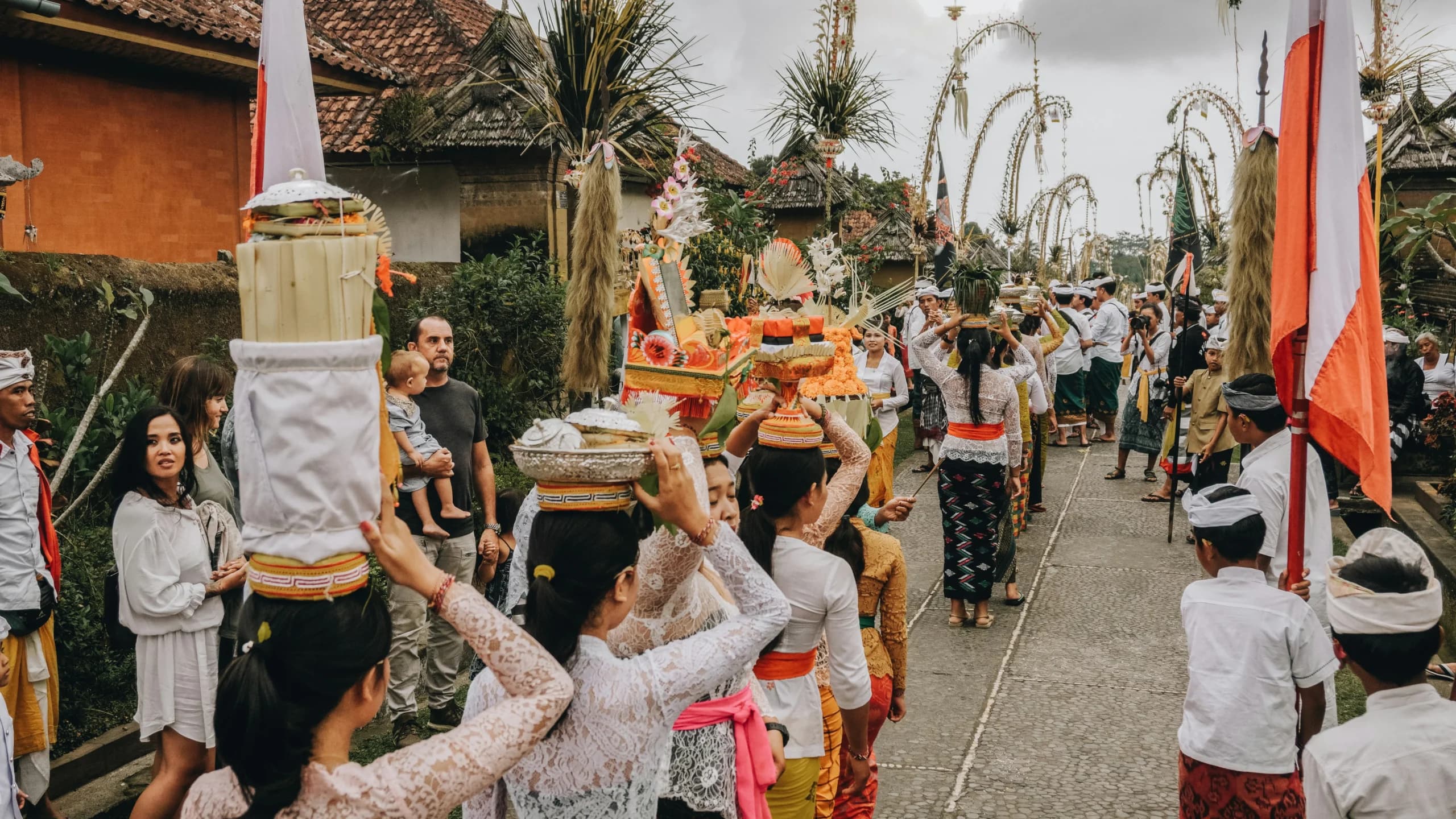 Salah satu ritual Agama Hindu, Upacara Galungan di Bali Salah satu ritual Agama Hindu, Upacara Galungan di Bali