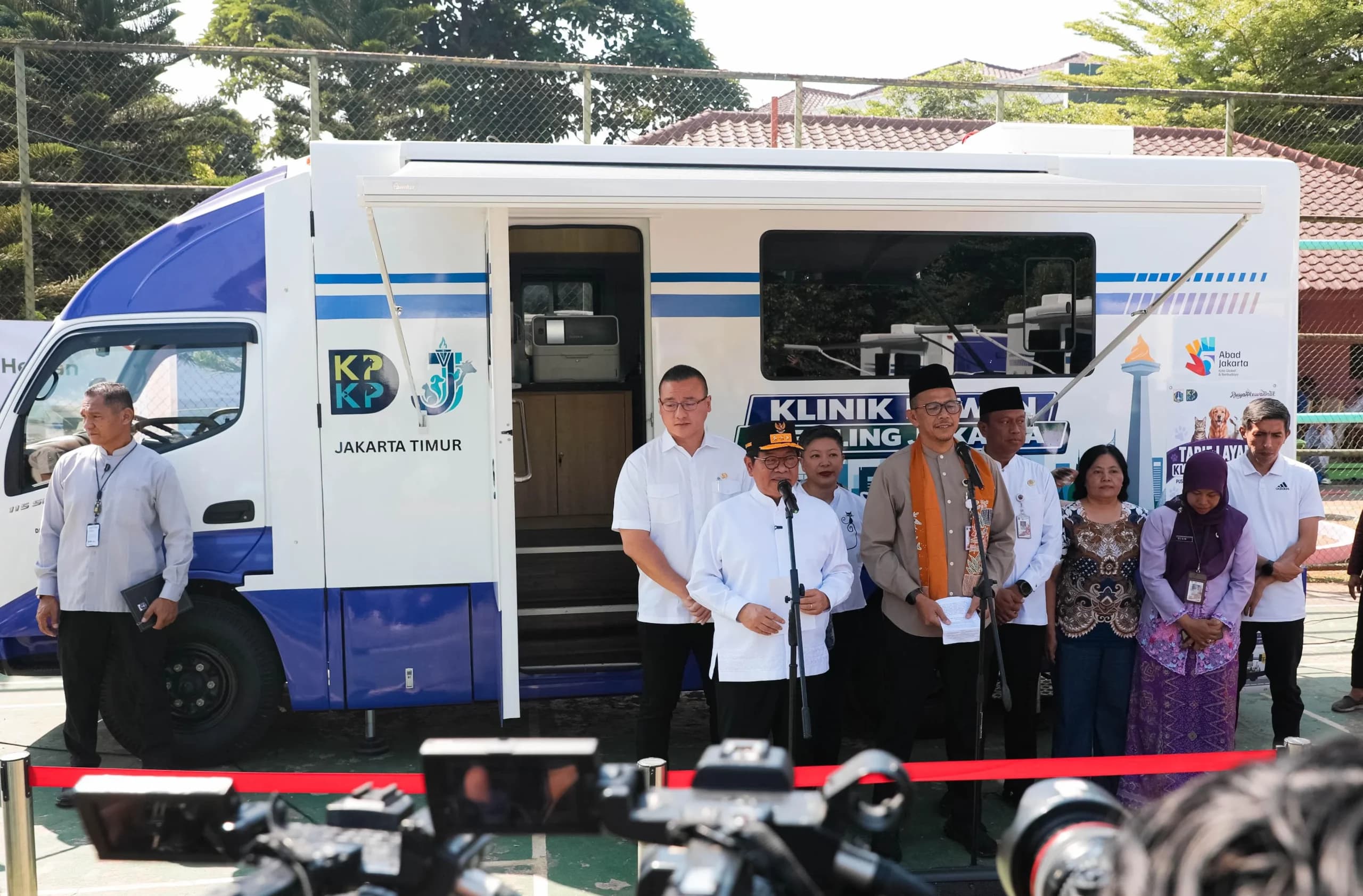DKI Jakarta Hadirkan Lima Mobil Klinik Hewan Keliling, Permudah Akses Layanan Kesehatan Hewan DKI Jakarta Hadirkan Lima Mobil Klinik Hewan Keliling, Permudah Akses Layanan Kesehatan Hewan
