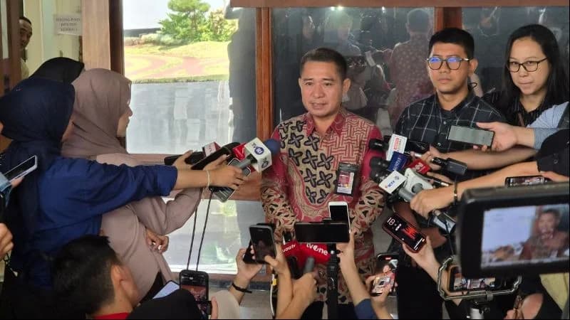 Koordinatoriat Wartawan Parlemen (KWP) akan melaporkan anggota Komisi II DPR RI Fraksi PDIP Dedi Sitorus, ke Mahkamah Kehormatan Dewan DPR. (Foto: Istimewa). Koordinatoriat Wartawan Parlemen (KWP) akan melaporkan anggota Komisi II DPR RI Fraksi PDIP Dedi Sitorus, ke Mahkamah Kehormatan Dewan DPR. (Foto: Istimewa).