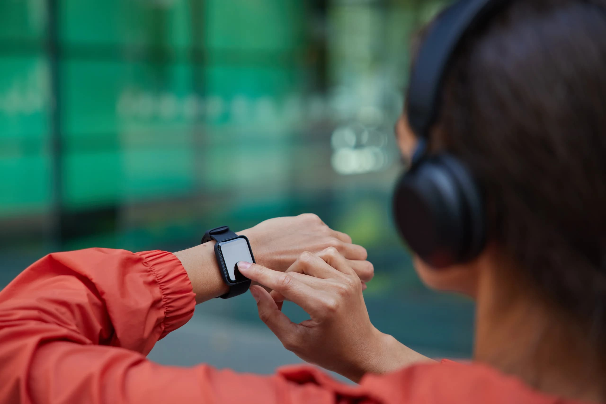 Ilustrasi pengguna Smartwatch Ilustrasi pengguna Smartwatch