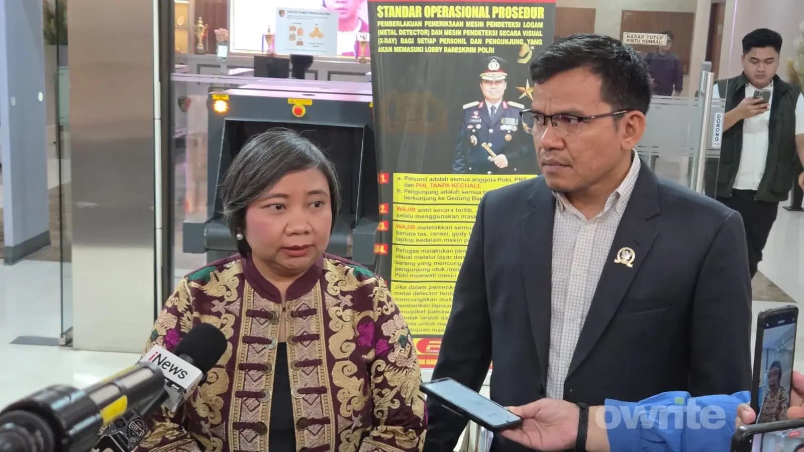 Ketua Komnas HAM, Anis Hidayah, saat berkunjung ke Mabes Polri Ketua Komnas HAM, Anis Hidayah, saat berkunjung ke Mabes Polri