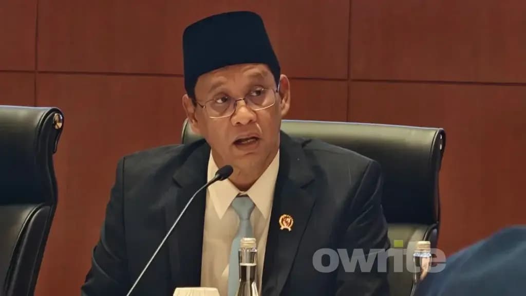 Menteri Keuangan Purbaya Yudhi Sadewa di Kantor Pusat DJP (Sumber: Owrite/Anisa Aulia) Menteri Keuangan Purbaya Yudhi Sadewa di Kantor Pusat DJP (Sumber: Owrite/Anisa Aulia)