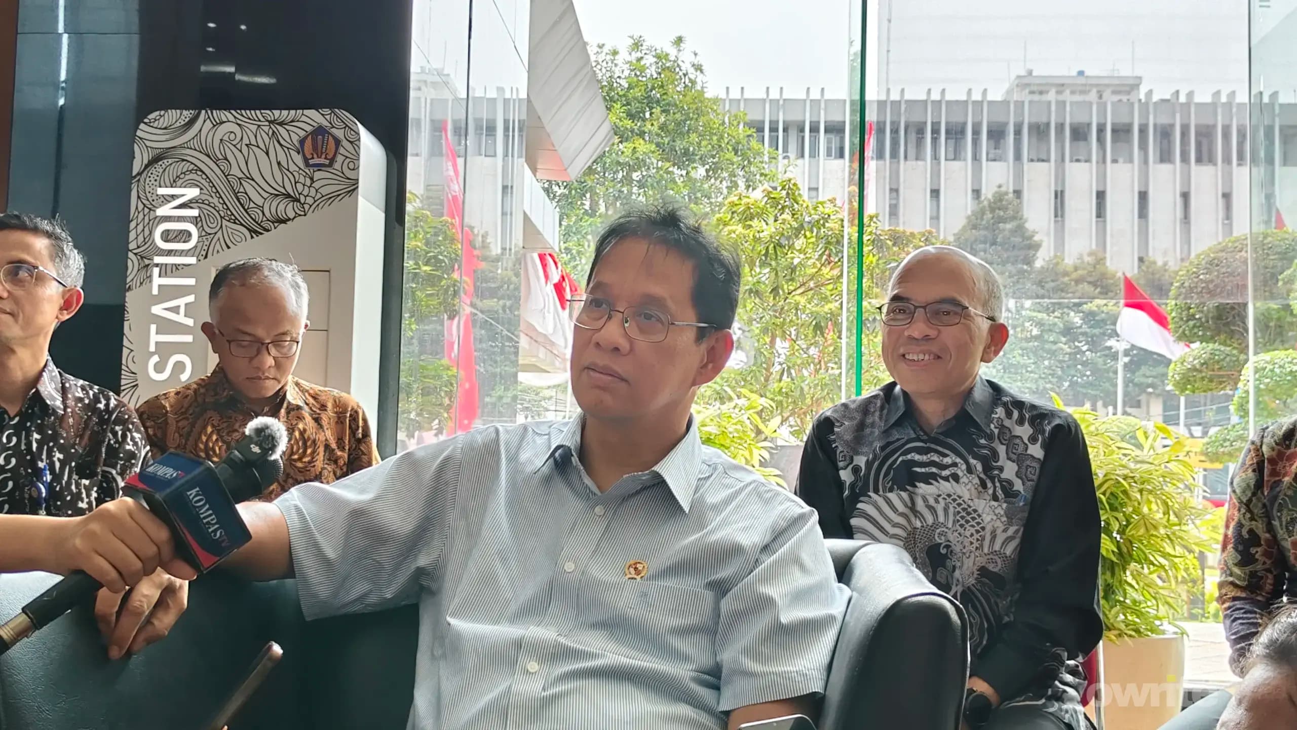 Menteri Keuangan Purbaya Yudhi Sadewa di Kemenkeu (sumber: Owrite/Anisa Aulia) Menteri Keuangan Purbaya Yudhi Sadewa di Kemenkeu (sumber: Owrite/Anisa Aulia)