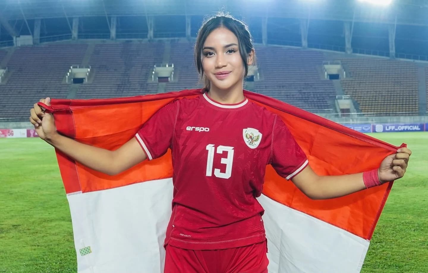 Pemain sepak bola putri Safira Ika Pemain sepak bola putri Safira Ika