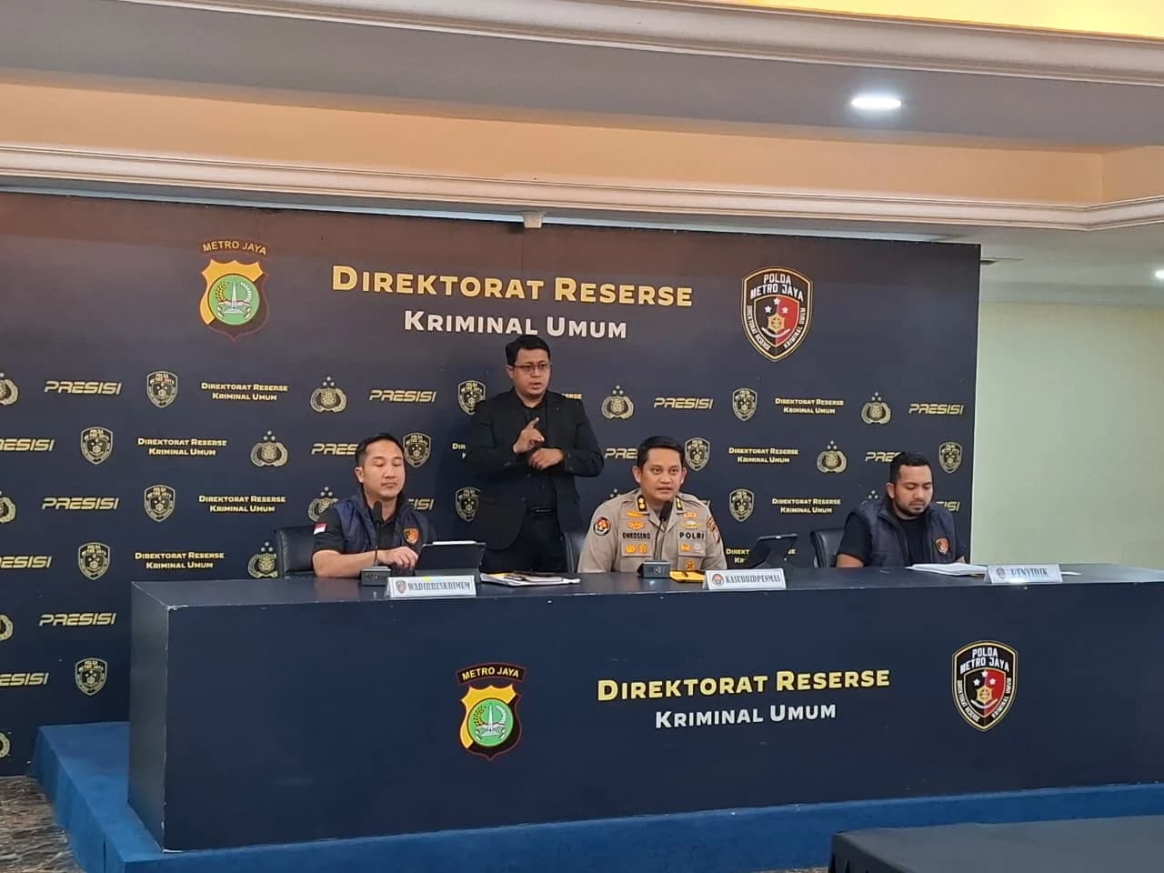 Polda Metro Jaya menetapkan Masinis KA Argo Bromo Anggrek tersangka kecelakaan maut di ST Bekasi Timur. (Sumber: Istimewa) Polda Metro Jaya menetapkan Masinis KA Argo Bromo Anggrek tersangka kecelakaan maut di ST Bekasi Timur. (Sumber: Istimewa)