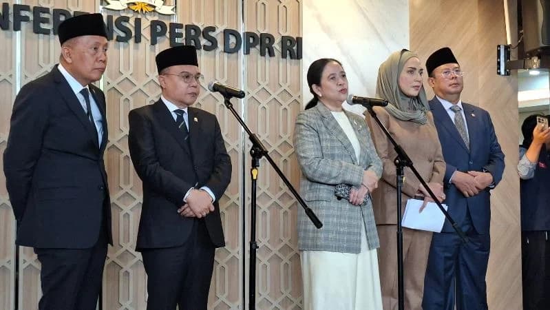 Ketua DPR RI Puan Maharani. Ketua DPR RI Puan Maharani.