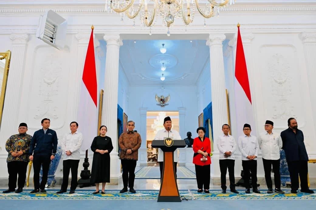 Presiden Prabowo dan para ketua umum partai dalam pertemuan di Istana Merdeka, Jakarta, 31 Agustus 2025. Presiden Prabowo dan para ketua umum partai dalam pertemuan di Istana Merdeka, Jakarta, 31 Agustus 2025.