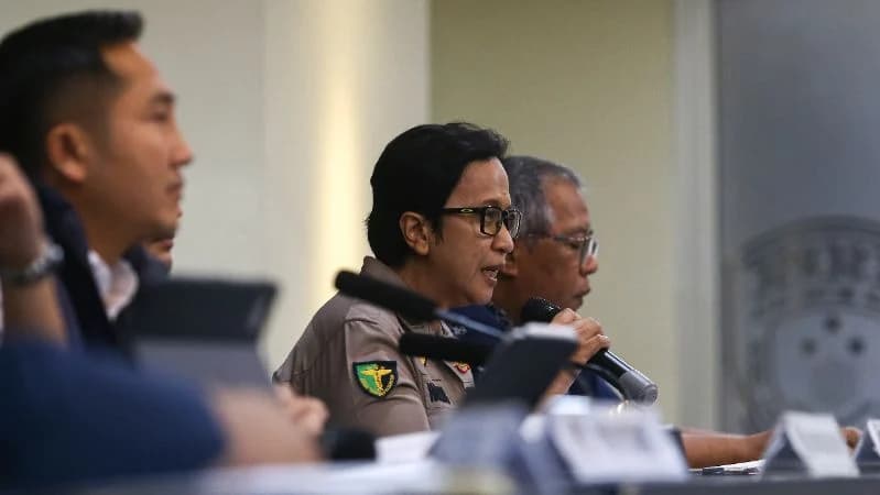 Konferensi pers terkait kasus kematian Sutrimo. Konferensi pers terkait kasus kematian Sutrimo.