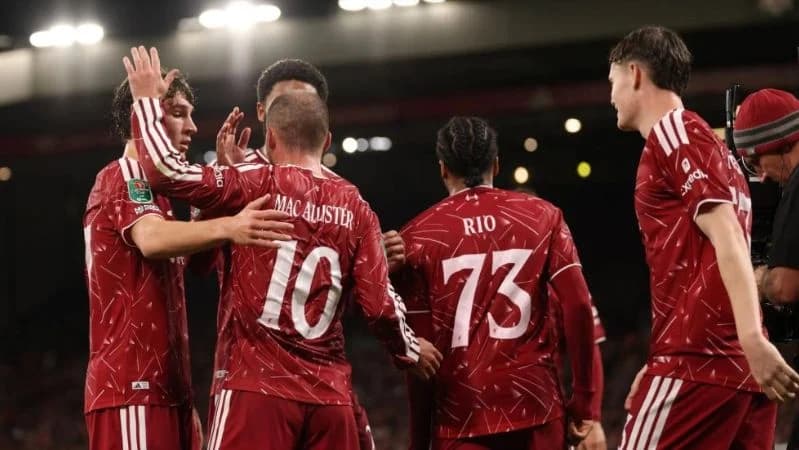 Liverpool berhasil melaju ke babak keempat Carabao Cup 2026/2027 setelah menyingkirkan Tottenham Hotspur. Liverpool berhasil melaju ke babak keempat Carabao Cup 2026/2027 setelah menyingkirkan Tottenham Hotspur.