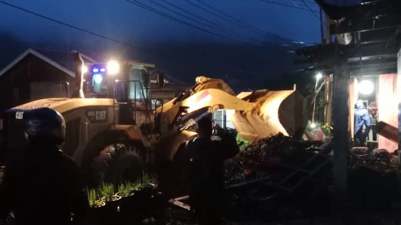 Longsor terjadi di sejumlah wilayah di Kabupaten Aceh Tengah, Aceh. Longsor terjadi di sejumlah wilayah di Kabupaten Aceh Tengah, Aceh.