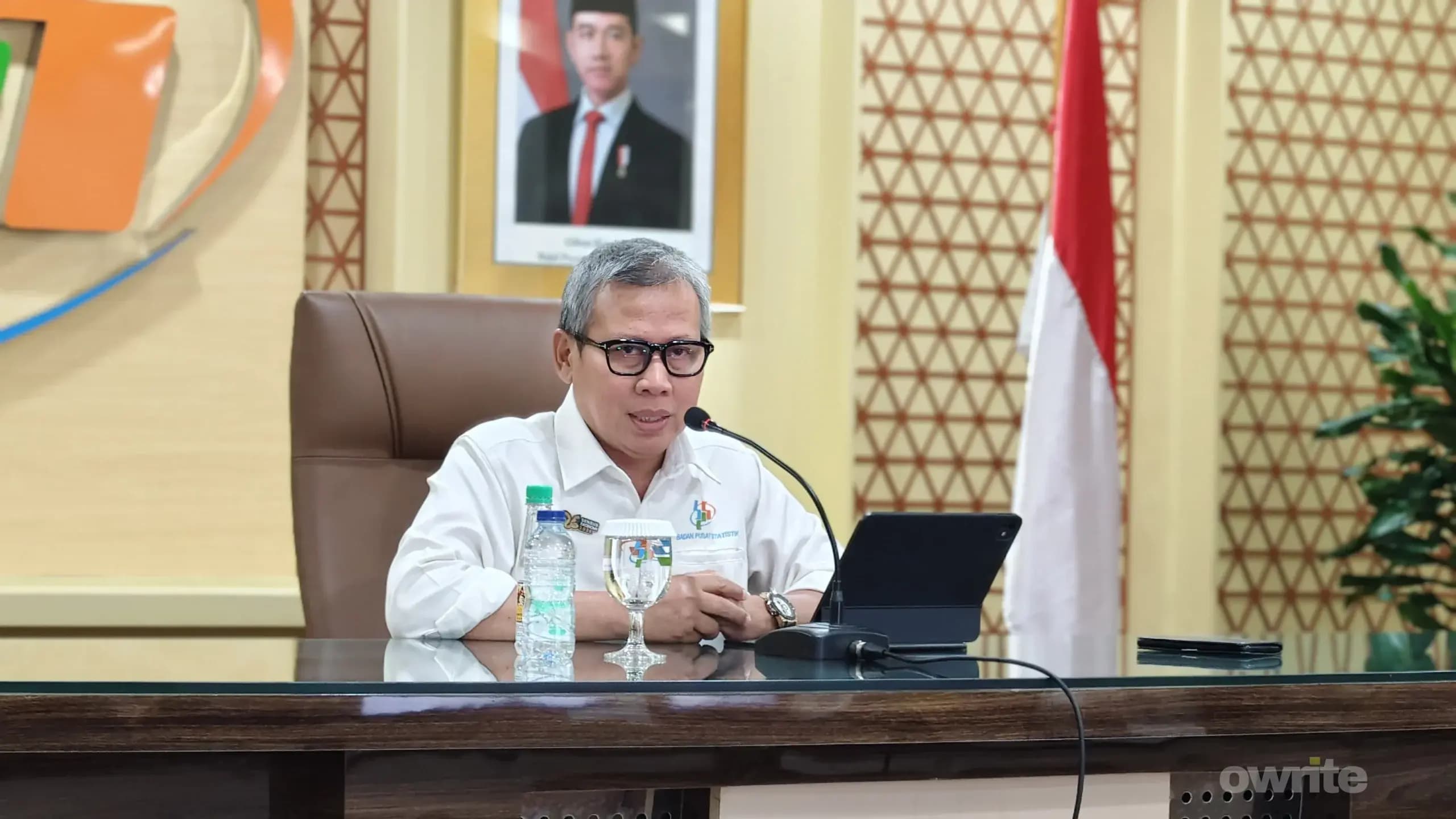 Deputi Bidang Statistik Distribusi dan Jasa BPS Ateng Hartono (sumber: Owrite/Anisa Aulia) Deputi Bidang Statistik Distribusi dan Jasa BPS Ateng Hartono (sumber: Owrite/Anisa Aulia)