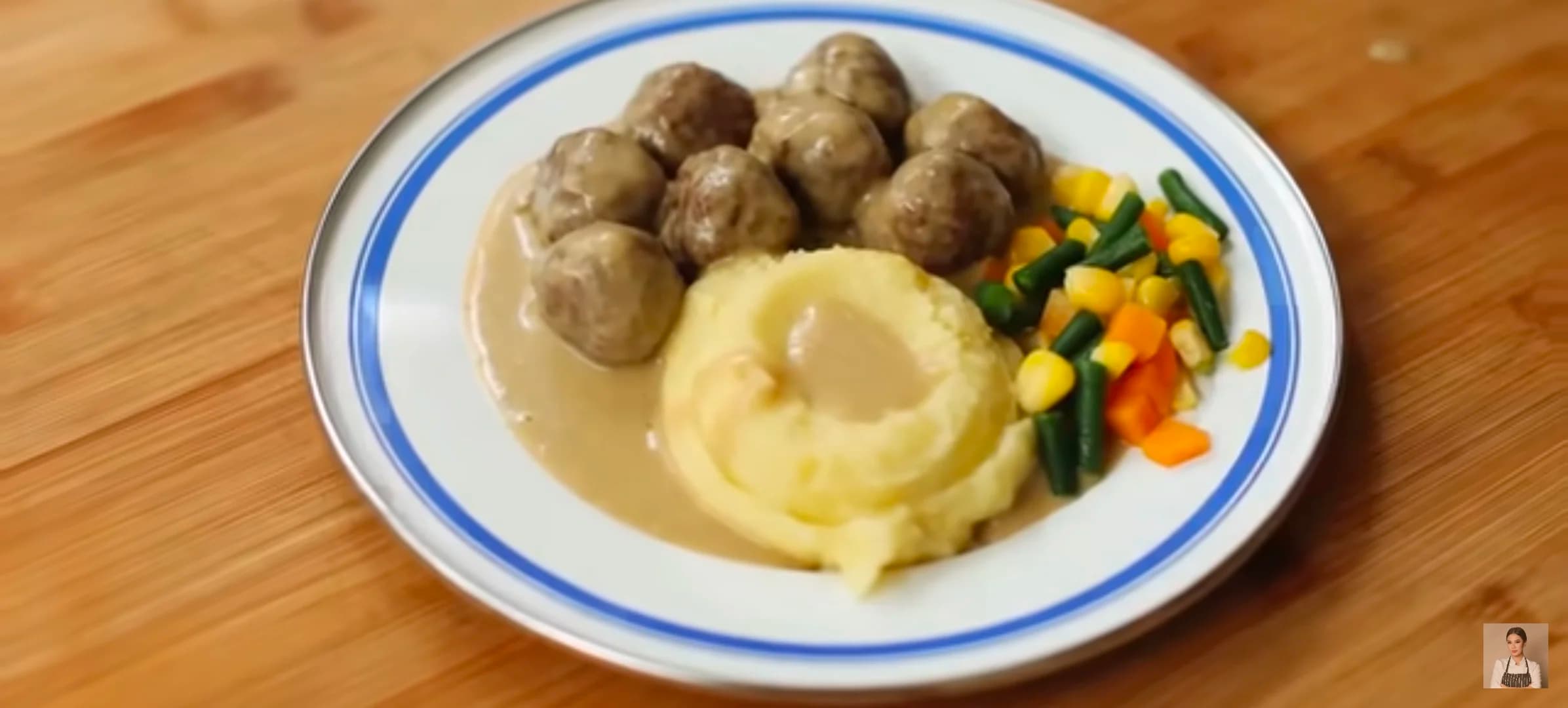 Resep Swedish Meatball Ala IKEA. Resep Swedish Meatball Ala IKEA.