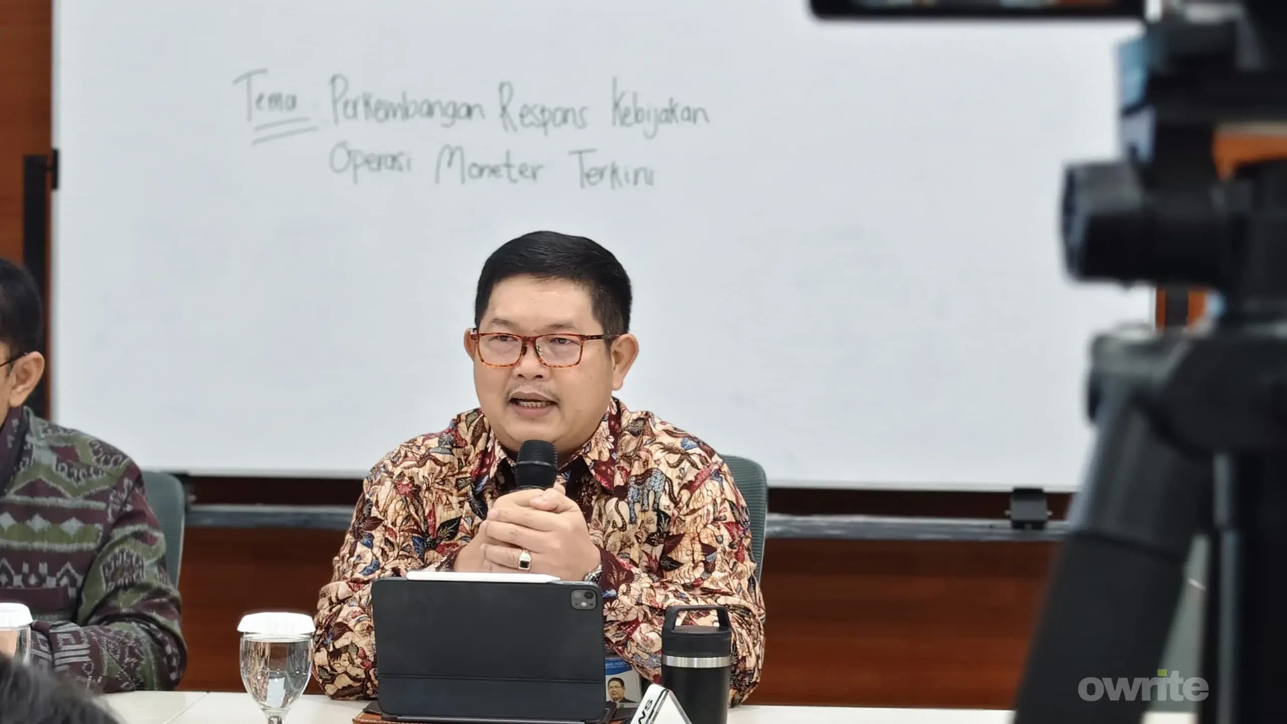 Kepala Departemen Pengelolaan Moneter dan Aset Sekuritas Bank Indonesia Erwin Gunawan Hutapea (sumber: Owrite/Anisa Aulia) Kepala Departemen Pengelolaan Moneter dan Aset Sekuritas Bank Indonesia Erwin Gunawan Hutapea (sumber: Owrite/Anisa Aulia)