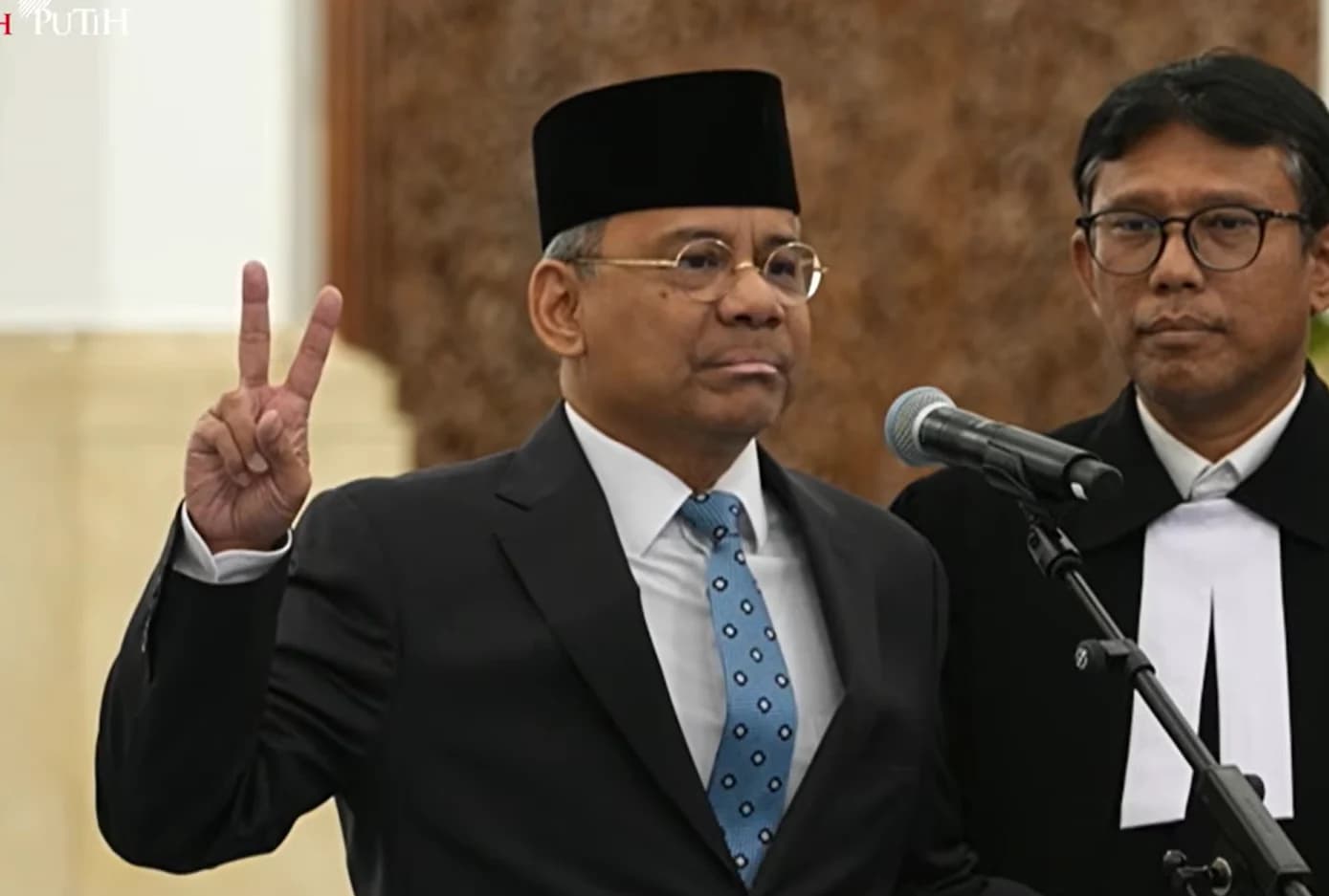 Suahasil Nazara dilantik jadi Menteri Keuangan Menggantikan Purbaya. (Sumber: YouTube BPMI) Suahasil Nazara dilantik jadi Menteri Keuangan Menggantikan Purbaya. (Sumber: YouTube BPMI)