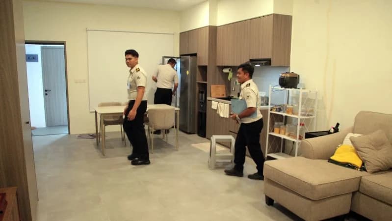 Temuan fasilitas mirip apartemen di kawasan Lapas Kelas IIA Cibinong, Kabupaten Bogor Temuan fasilitas mirip apartemen di kawasan Lapas Kelas IIA Cibinong, Kabupaten Bogor