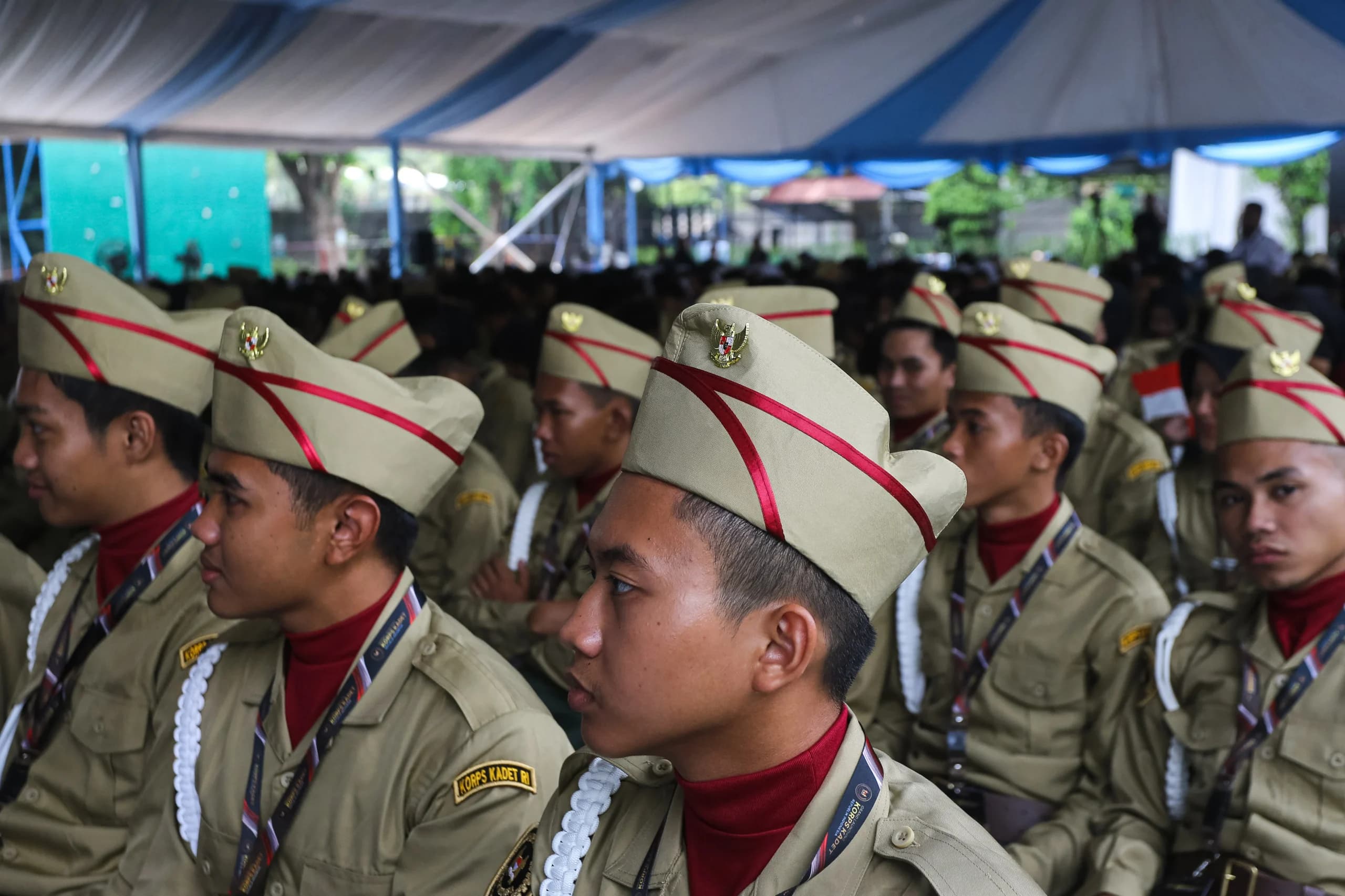 Sejumlah pelajar menghadiri peluncuran Ekstrakurikuler Korps Kadet Republik Indonesia (KKRI) di SMKN 26 Jakarta. (Sumber: Antara Foto/Angga Budhiyanto/kye) Sejumlah pelajar menghadiri peluncuran Ekstrakurikuler Korps Kadet Republik Indonesia (KKRI) di SMKN 26 Jakarta. (Sumber: Antara Foto/Angga Budhiyanto/kye)