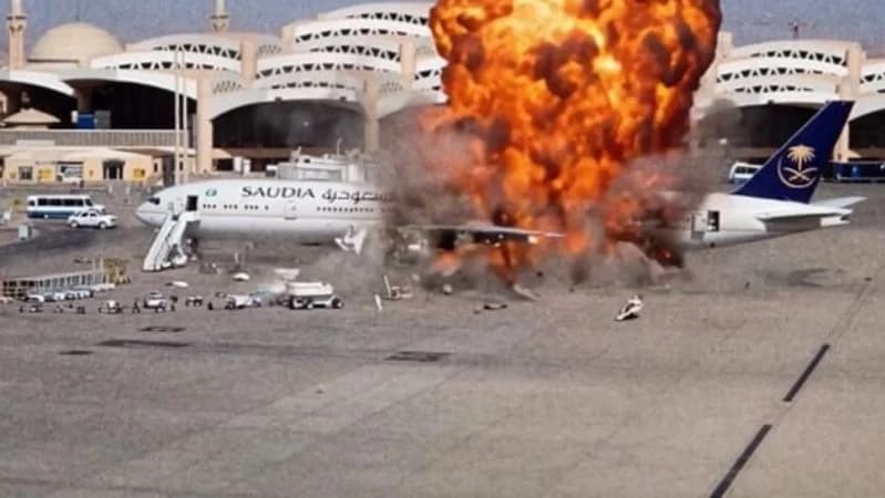 Serangan Houthi sasar bandara di Arab Saudi. Serangan Houthi sasar bandara di Arab Saudi.