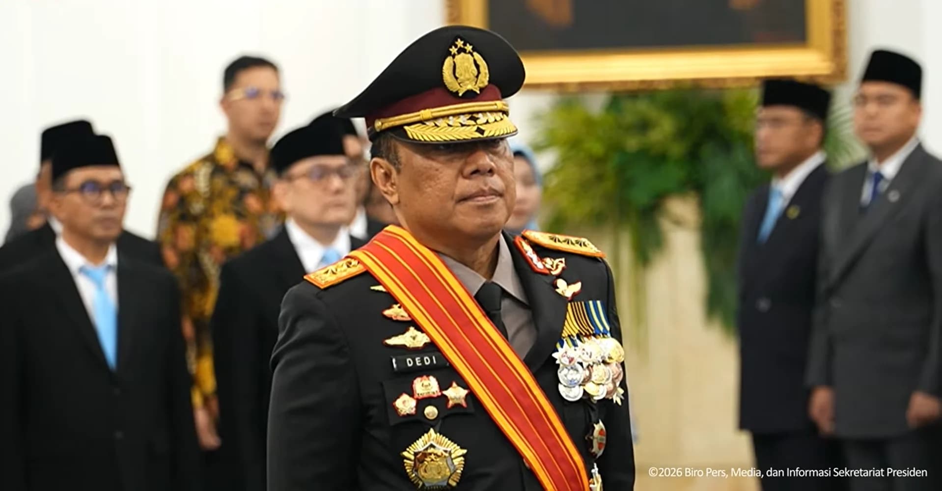 Komjen Pol Dedi Prasetyo dilantik menjadi Kepala Badan Reforma Agraria Nasional di Istana Negara, 1 Oktober 2026. Komjen Pol Dedi Prasetyo dilantik menjadi Kepala Badan Reforma Agraria Nasional di Istana Negara, 1 Oktober 2026.