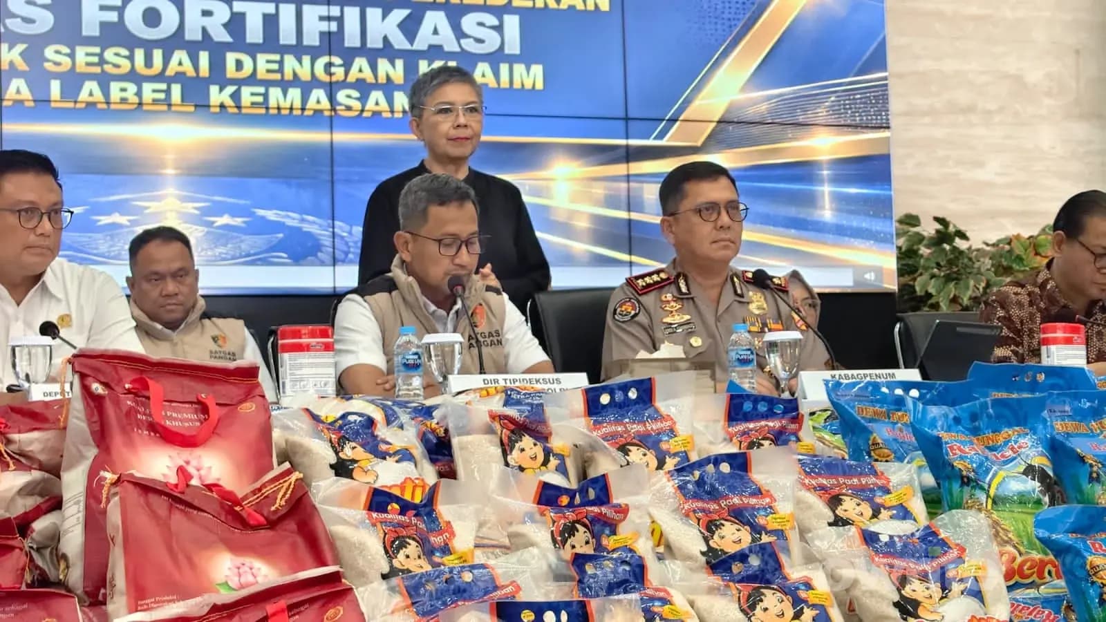 Dirtipideksus Bareskrim Polri Kombes Suhasto saat konferensi pers, 21 Oktober 2026. Dirtipideksus Bareskrim Polri Kombes Suhasto saat konferensi pers, 21 Oktober 2026.