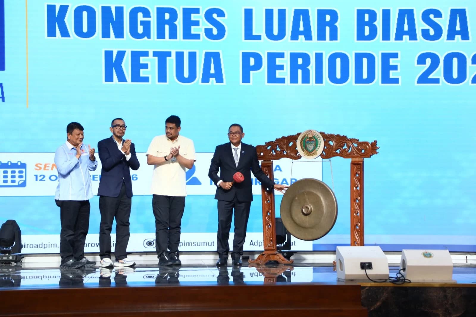 Kongres Luar Biasa Pemilihan Ketua PSSI Sumut periode 2026–2030 di Aula Raja Inal Siregar, Kantor Gubernur Sumatera Utara, Medan, Senin 12 Oktober 2026. Kongres Luar Biasa Pemilihan Ketua PSSI Sumut periode 2026–2030 di Aula Raja Inal Siregar, Kantor Gubernur Sumatera Utara, Medan, Senin 12 Oktober 2026.