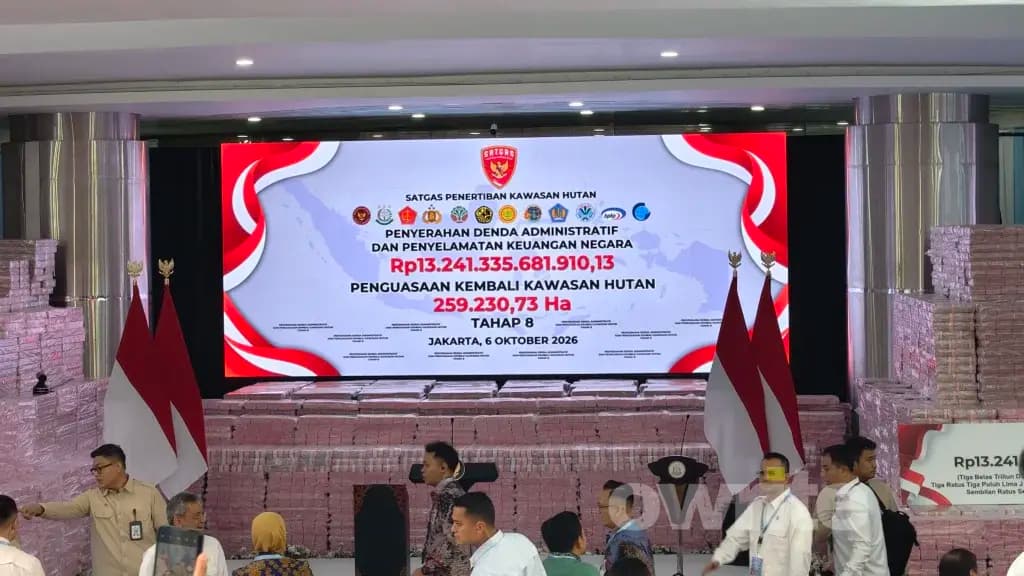 Kejagung dan Satgas PKH Pamerkan hasil Penguasaan lahan dan denda administratif Rp13 triliun di Gedung Bundar, Jakarta, 6 Oktober 2026. Kejagung dan Satgas PKH Pamerkan hasil Penguasaan lahan dan denda administratif Rp13 triliun di Gedung Bundar, Jakarta, 6 Oktober 2026.