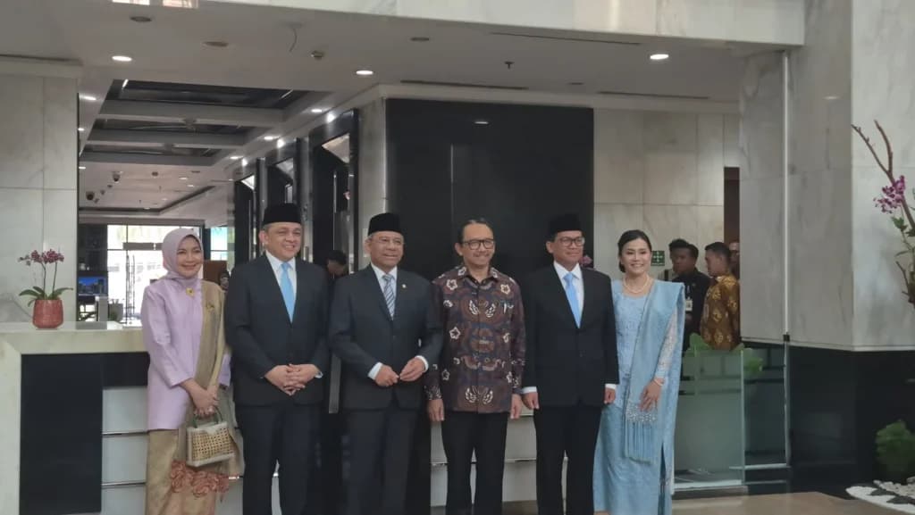 Konferensi pers dengan Wakil Menteri Keuangan baru di Jakarta (sumber: istimewa) Konferensi pers dengan Wakil Menteri Keuangan baru di Jakarta (sumber: istimewa)