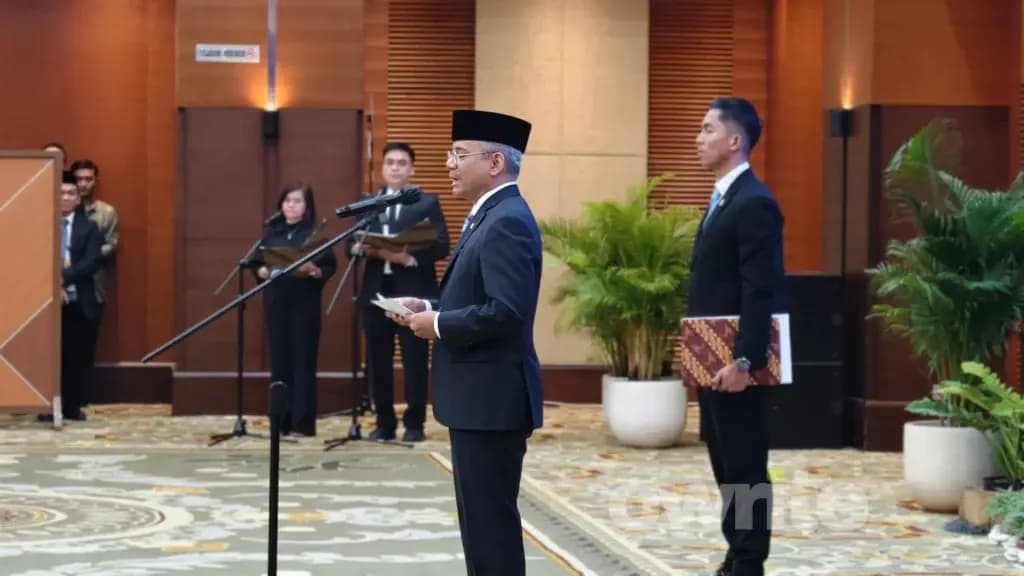 Menteri Keuangan Suahasil Nazara dalam acara pelantikan eselon I (sumber: Owrite/Anisa Aulia) Menteri Keuangan Suahasil Nazara dalam acara pelantikan eselon I (sumber: Owrite/Anisa Aulia)