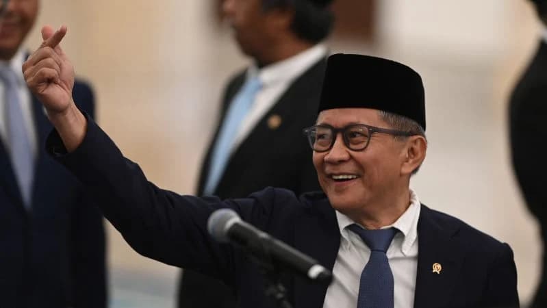 Rocky Gerung saat dilantik sebagai anggota Dewan Pertimbangan Presiden (Wantimpres). Rocky Gerung saat dilantik sebagai anggota Dewan Pertimbangan Presiden (Wantimpres).