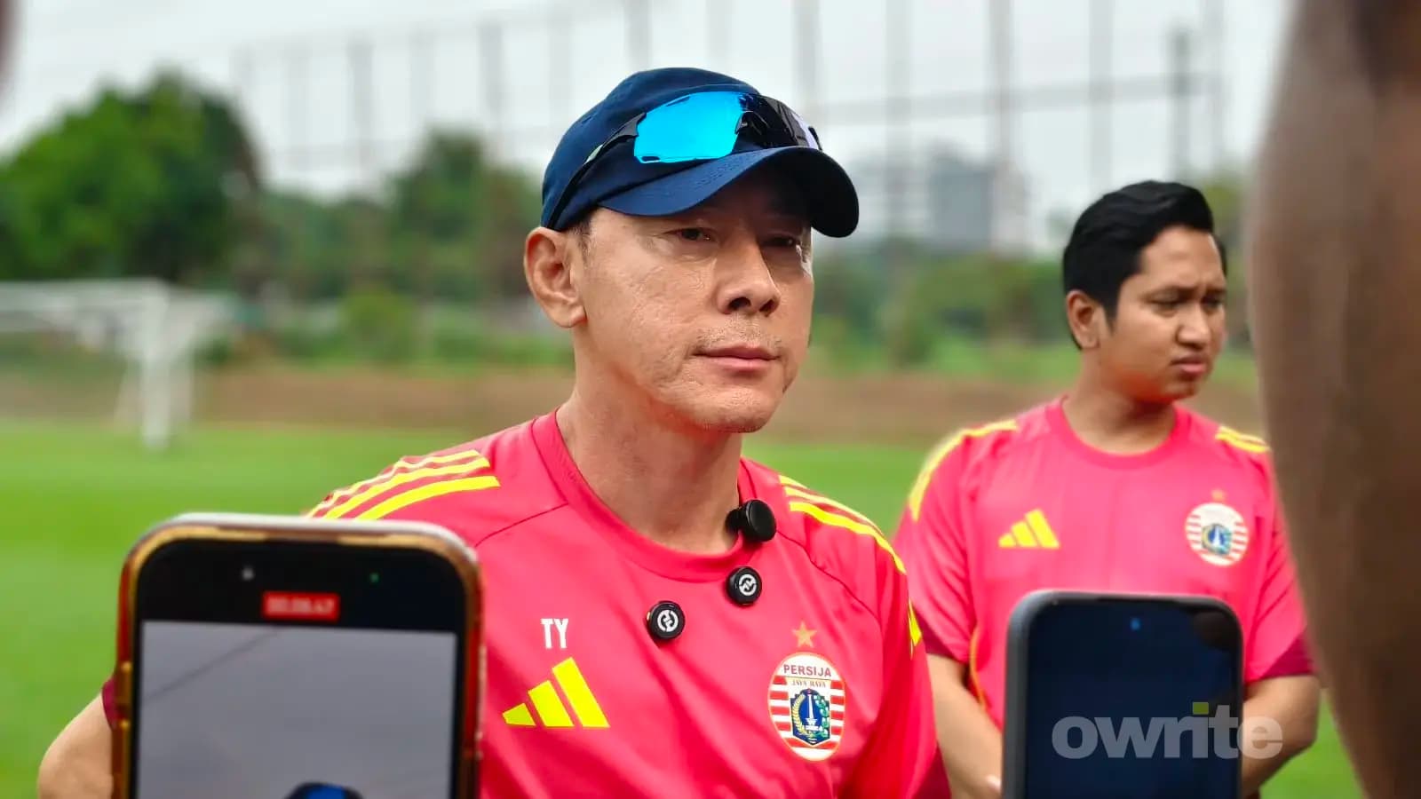 Pelatih Persija Jakarta Shin Tae-yong, 6 Oktober 2026, di Persija Training Ground, Depok, Jawa Barat. Pelatih Persija Jakarta Shin Tae-yong, 6 Oktober 2026, di Persija Training Ground, Depok, Jawa Barat.