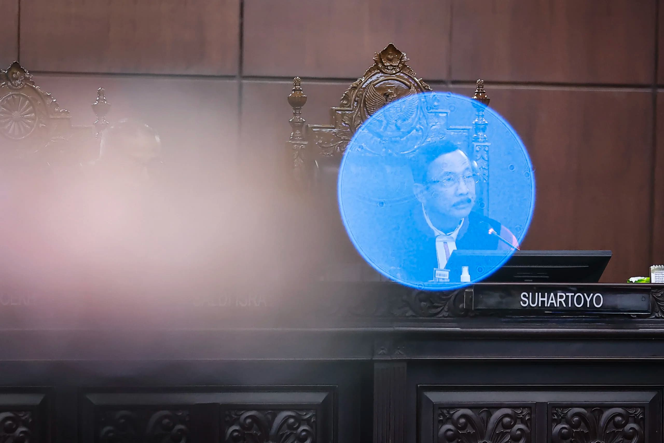 Ketua Mahkamah Konstitusi (MK) Suhartoyo memimpin sidang putusan perkara Perselisihan Hasil Pemilihan Umum (PHPU) Presiden dan Wakil Presiden Tahun 2024 terkait keabsahan syarat pendidikan Wakil Presiden Gibran Rakabuming Raka di Gedung MK, Jakarta, Selasa (6/10/2026). Ketua Mahkamah Konstitusi (MK) Suhartoyo memimpin sidang putusan perkara Perselisihan Hasil Pemilihan Umum (PHPU) Presiden dan Wakil Presiden Tahun 2024 terkait keabsahan syarat pendidikan Wakil Presiden Gibran Rakabuming Raka di Gedung MK, Jakarta, Selasa (6/10/2026).