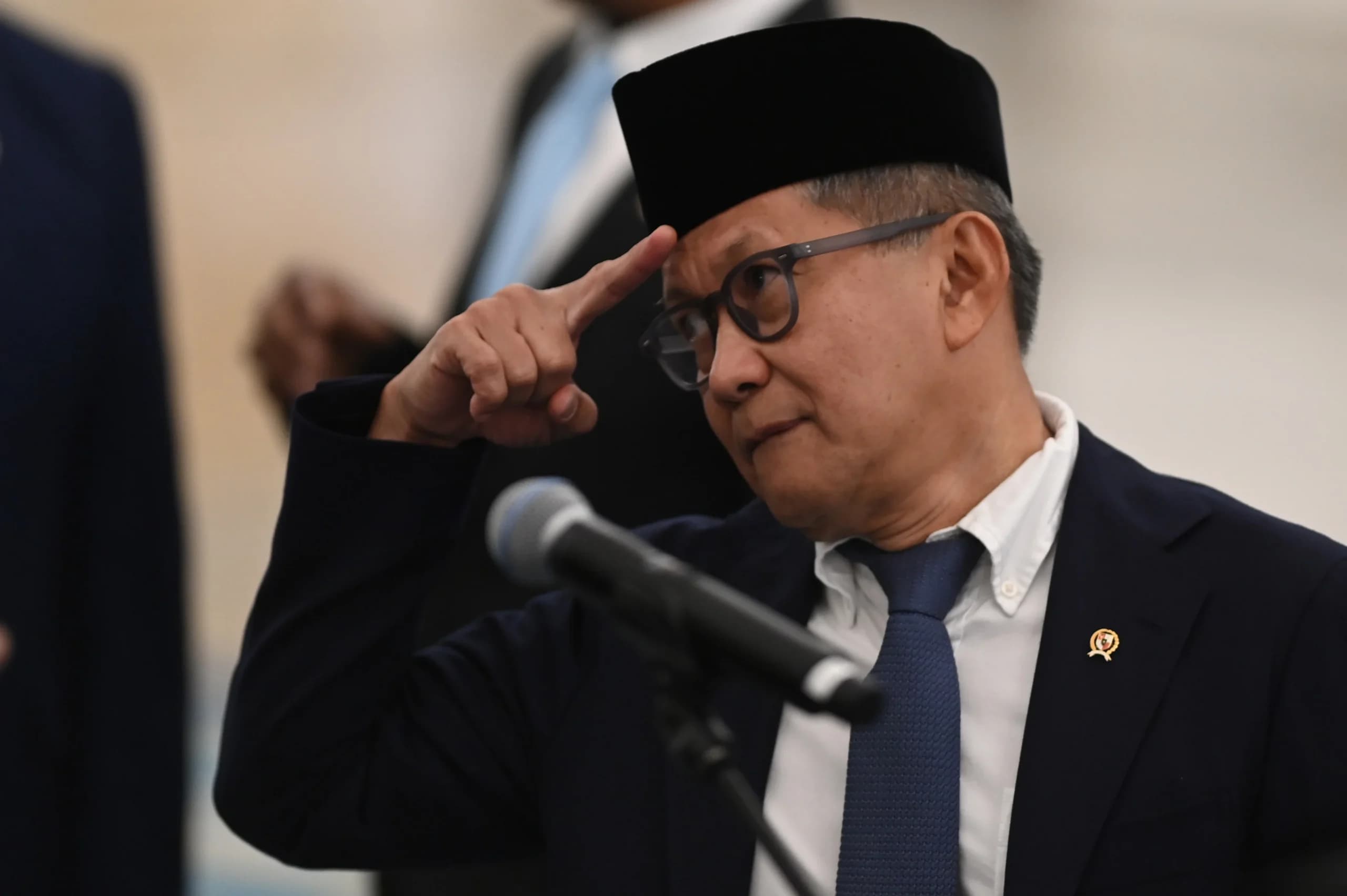 Akademisi Rocky Gerung mengikuti pelantikan sebagai anggota Dewan Pertimbangan Presiden di Istana Negara, Jakarta, Jumat (2/10/2026). Akademisi Rocky Gerung mengikuti pelantikan sebagai anggota Dewan Pertimbangan Presiden di Istana Negara, Jakarta, Jumat (2/10/2026).