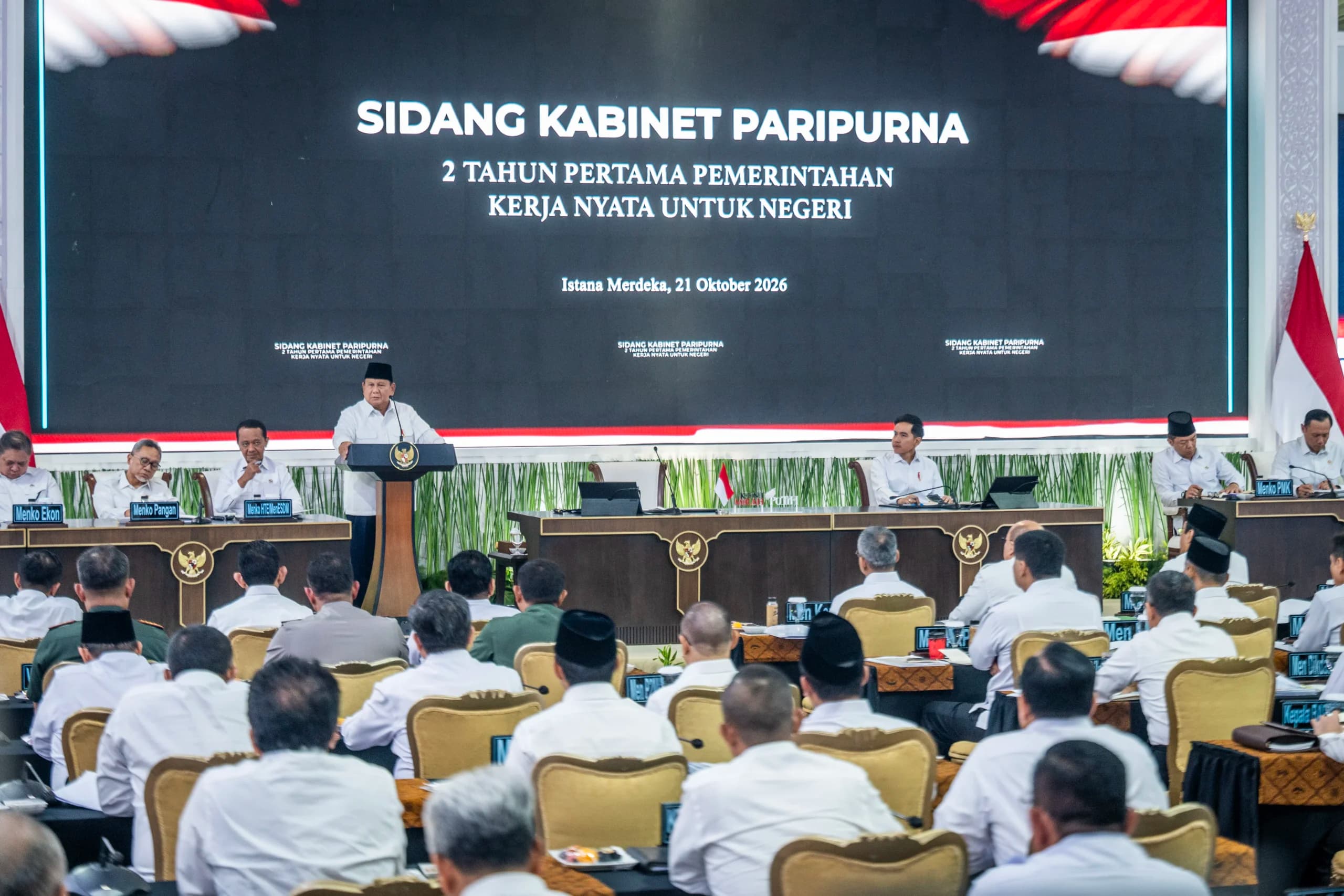 Presiden Prabowo Subianto menyampaikan pidato pembuka dalam Sidang Kabinet Paripurna di Istana Kepresidenan, Jakarta, Rabu (21/10/2026). Presiden Prabowo Subianto menyampaikan pidato pembuka dalam Sidang Kabinet Paripurna di Istana Kepresidenan, Jakarta, Rabu (21/10/2026).