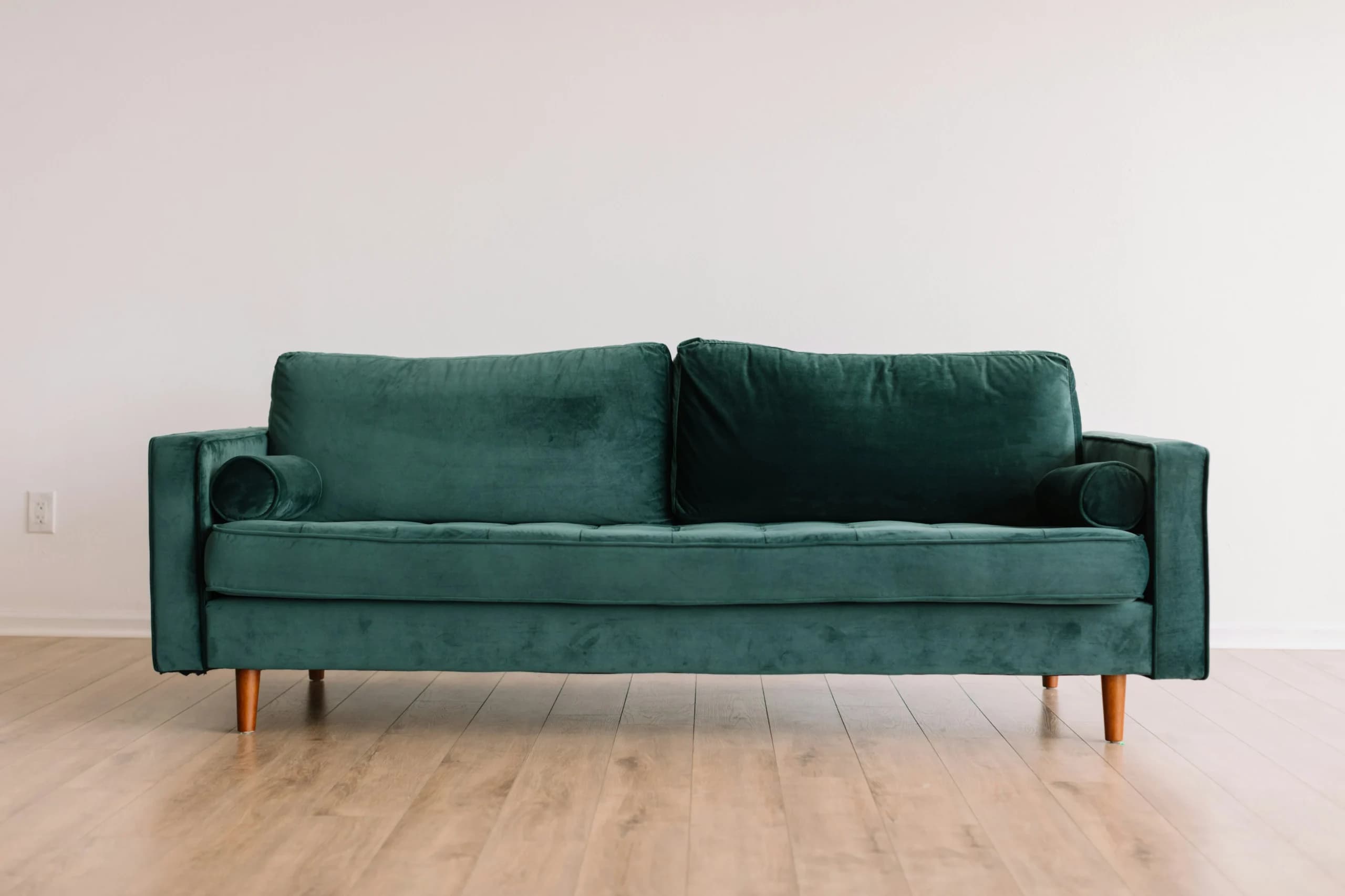 Sofa (Foto: Unsplash/Phillip Goldsberry) Sofa (Foto: Unsplash/Phillip Goldsberry)