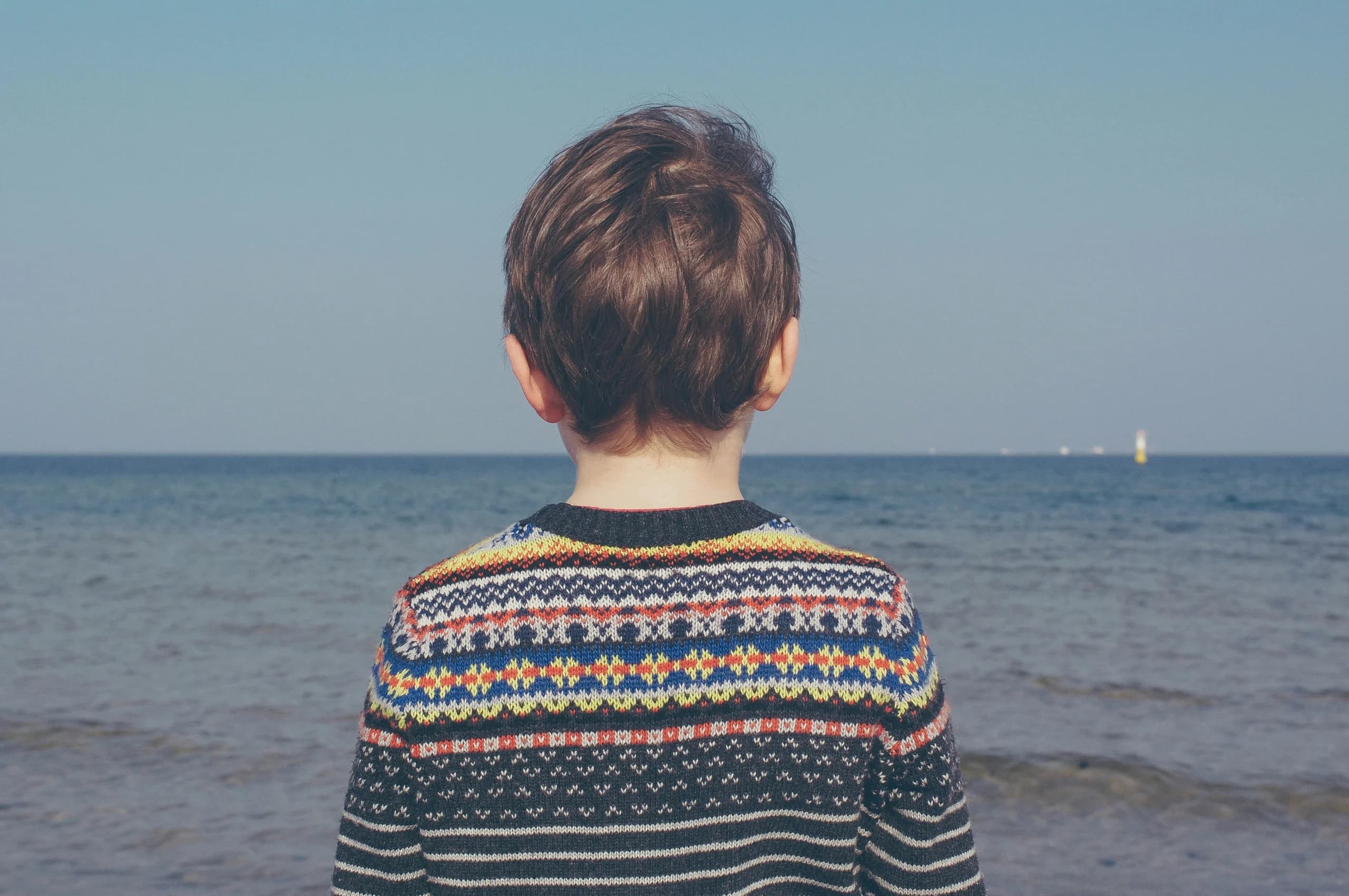 Sosok anak kecil (Foto: Unsplash/Michał Parzuchowski) Sosok anak kecil (Foto: Unsplash/Michał Parzuchowski)