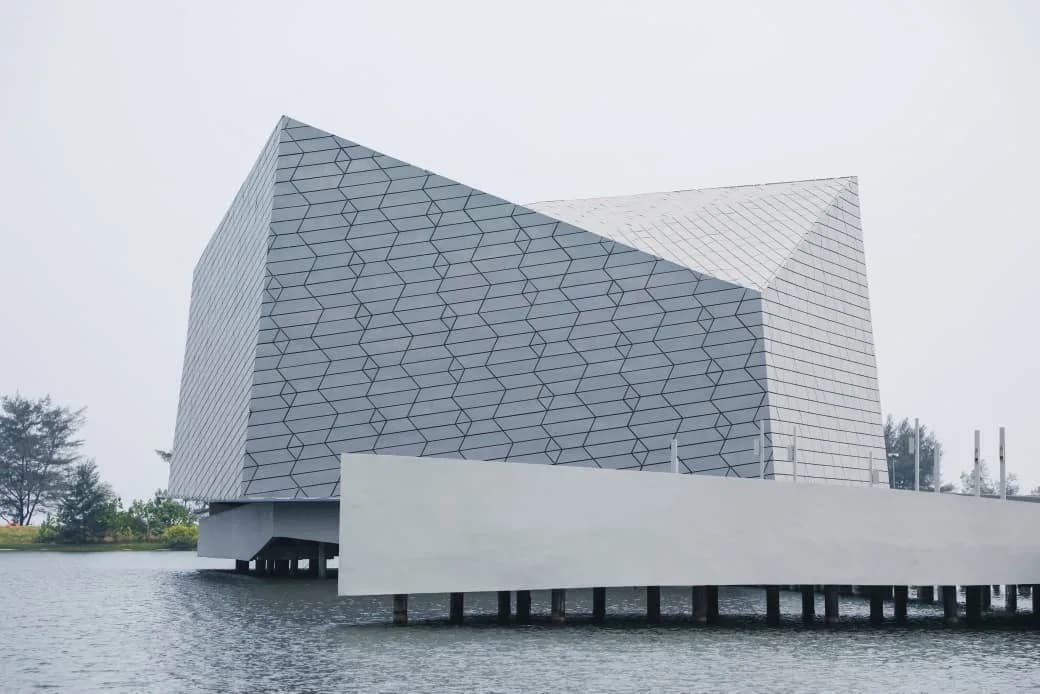 Masjid Apung An-Nur di Ancol Masjid Apung An-Nur di Ancol