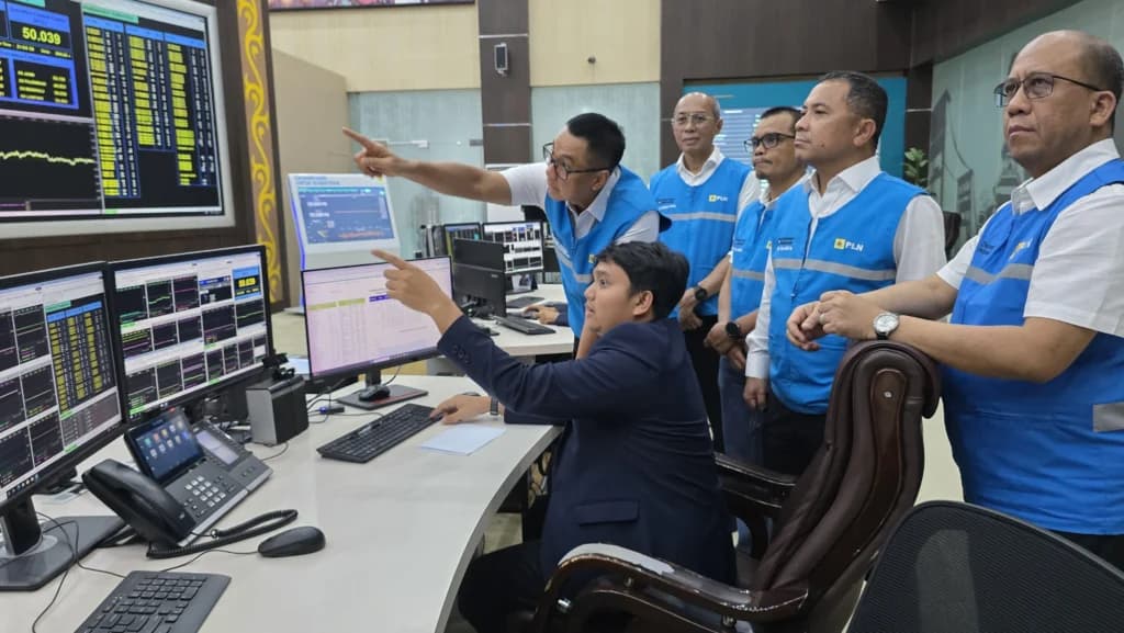 Pegawal PT PLN (Persero). Pegawal PT PLN (Persero).