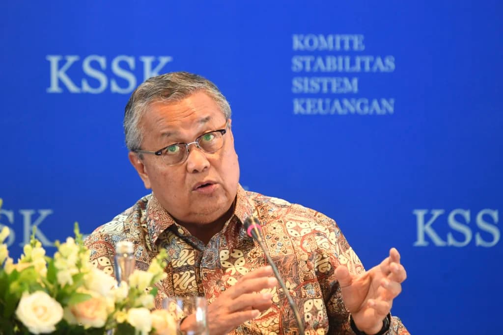 Gubernur Bank Indonesia Perry Warjiyo menyampaikan keterangan pers hasil Rapat Komite Stabilitas Sistem Keuangan (KSSK) kuartal I 2026 di Jakarta, Kamis (7/5/2026). KSSK menilai bahwa kondisi fiskal, moneter dan sektor keuangan selama triwulan I 2026 tetap dalam kondisi terjaga di tengah meningkatnya volatilitas pasar keuangan global seiring eskalasi konflik di Timur Tengah. (ANTARA FOTO/M Risyal Hidayat) Gubernur Bank Indonesia Perry Warjiyo menyampaikan keterangan pers hasil Rapat Komite Stabilitas Sistem Keuangan (KSSK) kuartal I 2026 di Jakarta, Kamis (7/5/2026). KSSK menilai bahwa kondisi fiskal, moneter dan sektor keuangan selama triwulan I 2026 tetap dalam kondisi terjaga di tengah meningkatnya volatilitas pasar keuangan global seiring eskalasi konflik di Timur Tengah. (ANTARA FOTO/M Risyal Hidayat)