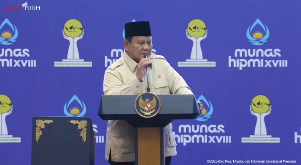 Presiden Prabowo Subianto di Musyawarah Nasional (Munas) XVIII Himpunan Pengusaha Muda Indonesia di Lampung. (Sumber: YT BPMI) Presiden Prabowo Subianto di Musyawarah Nasional (Munas) XVIII Himpunan Pengusaha Muda Indonesia di Lampung. (Sumber: YT BPMI)
