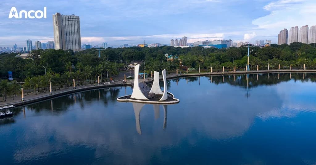 Pantai Ancol (Foto: Laman Ancol) Pantai Ancol (Foto: Laman Ancol)