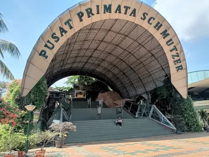 Pusat Primata Schmutzer di Taman Margasatwa Ragunan (Sumber: TikTok Ahmad Hariri) Pusat Primata Schmutzer di Taman Margasatwa Ragunan (Sumber: TikTok Ahmad Hariri)