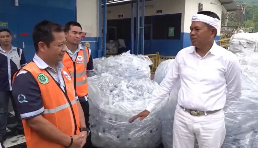 Gubernur Jabar Dedi Mulyadi sidak ke pabrik air minum dalam kemasan Aqua