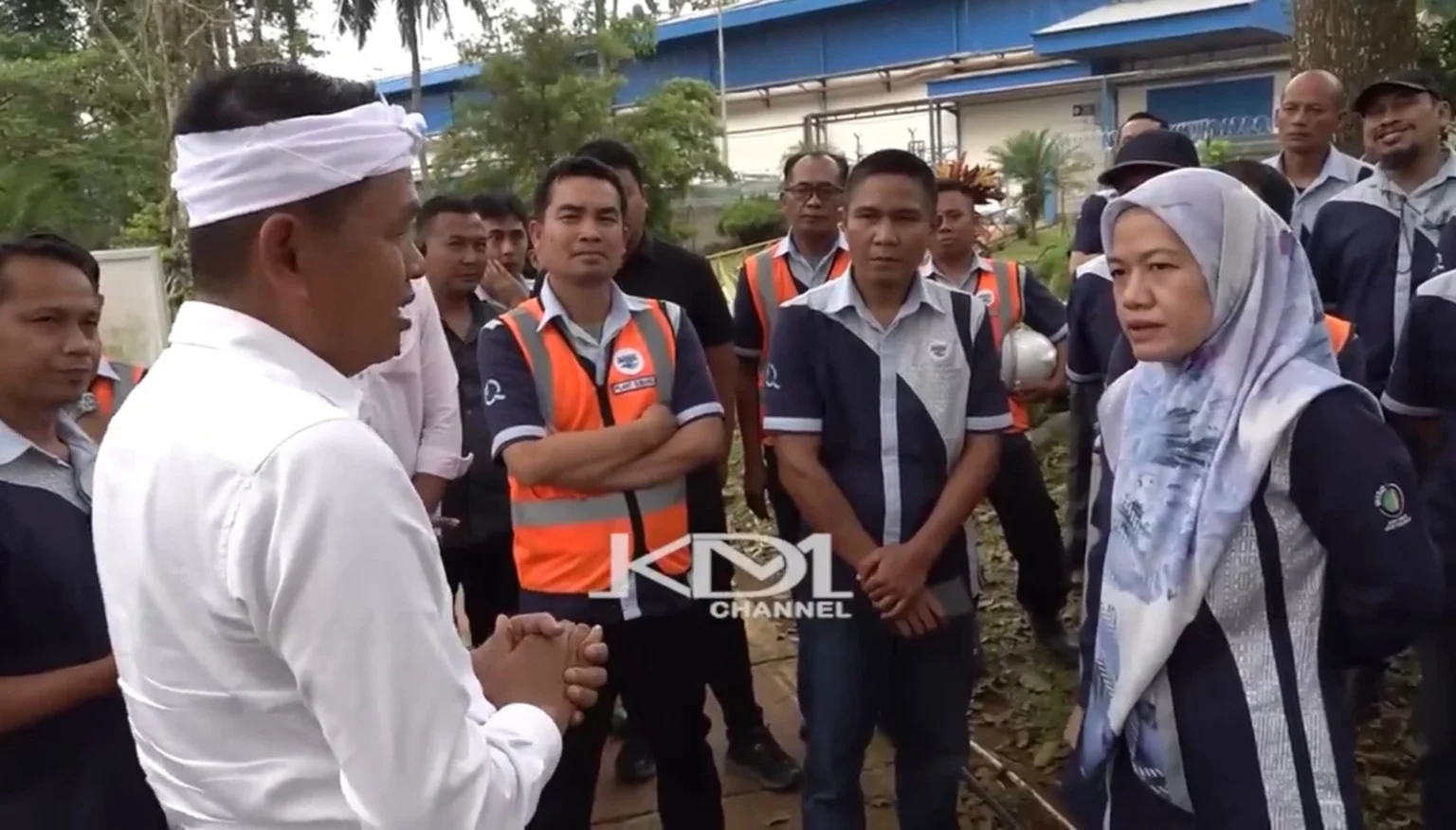 Gubernur Jabar Dedi Mulyadi sidak ke pabrik air minum dalam kemasan Aqua