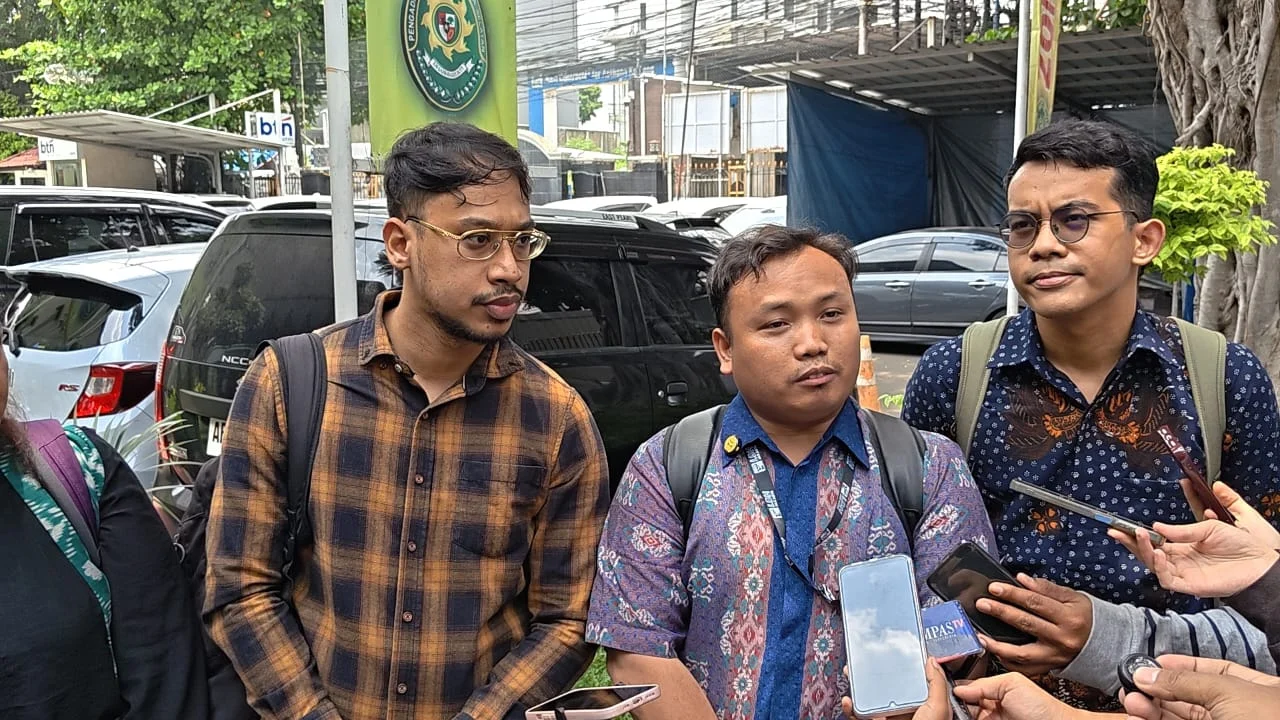 Kuasa Hukum Khariq Anhar, Ma'aruf Bajamal