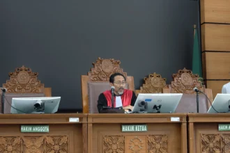 Hakim Tunggal I Ketut Darpawan