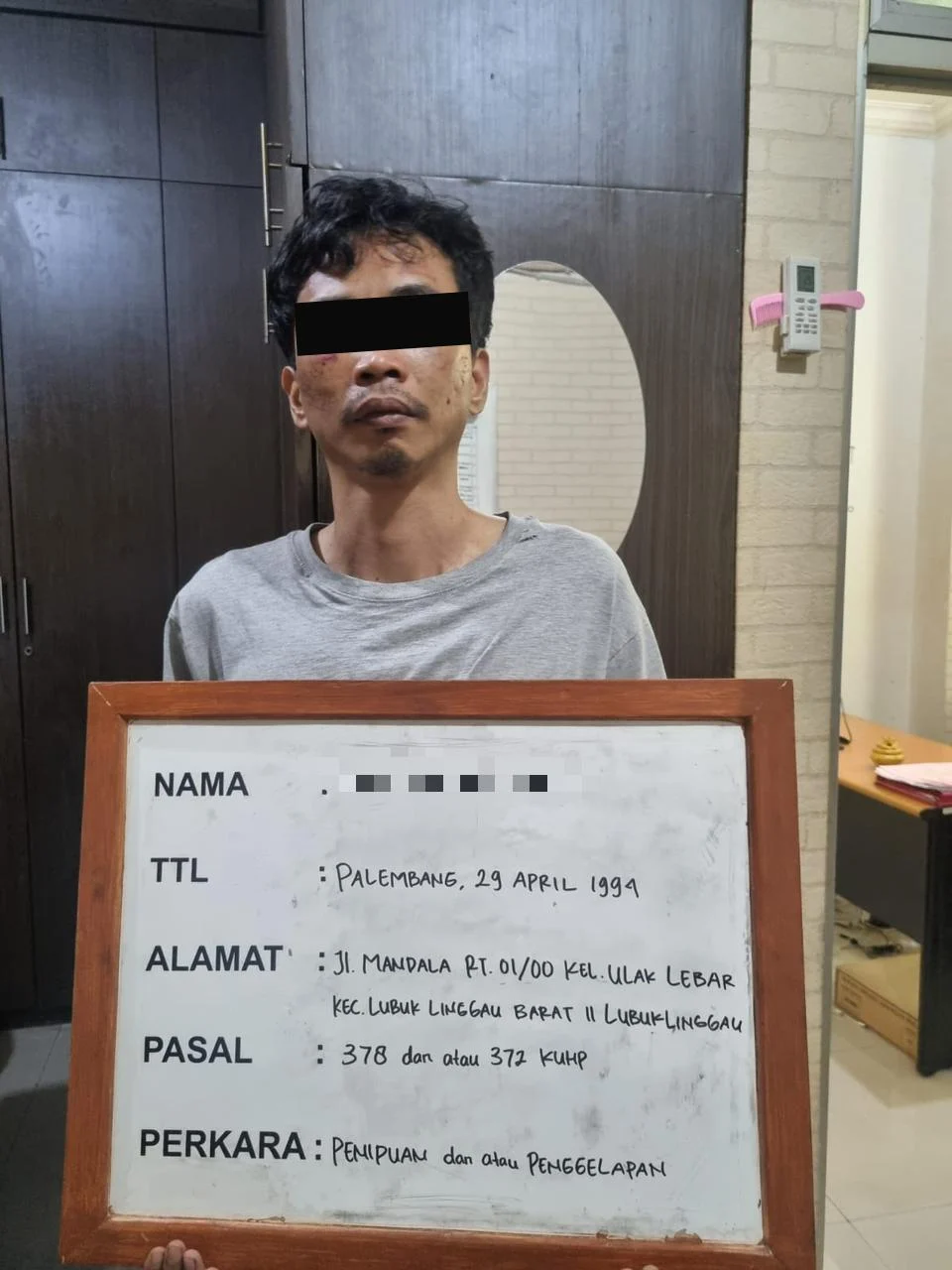 Pria inisial AR (31) diduga melakukan penipuan